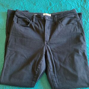 Black high rise skinny jeans